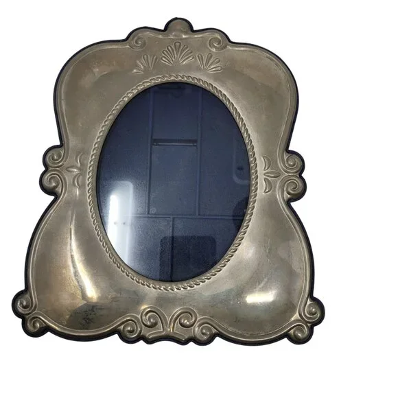 Vtg Ornate Silver-Plated Picture Frames Blue Velvet Easel Back‎ Oval 5x7 Set